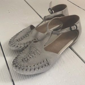 Seychelles- Flat, icy grey, T strap huarache with buckle